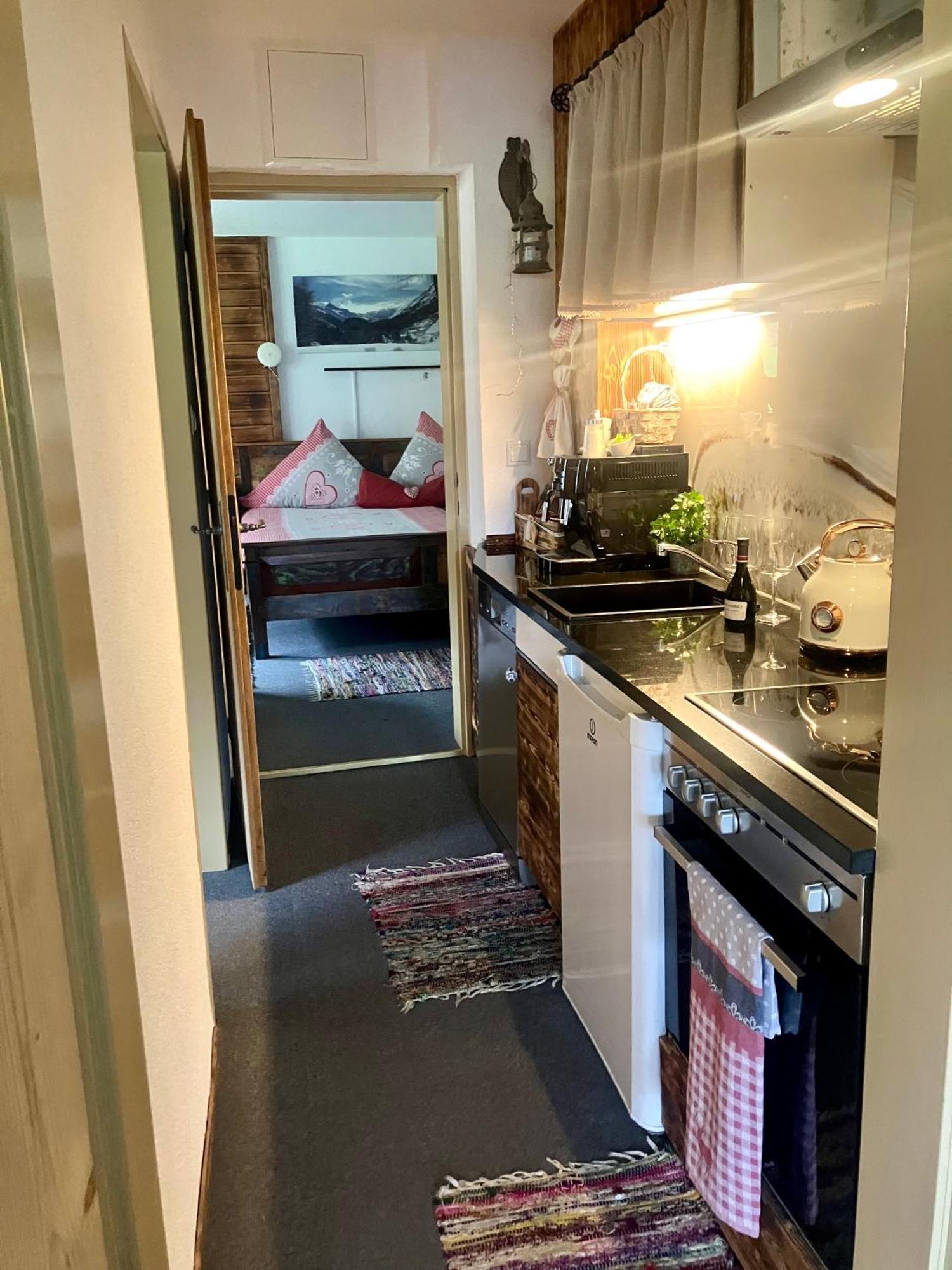 Apartment Gletscherbergblick โอเบอร์กัวร์เกิล ภายนอก รูปภาพ